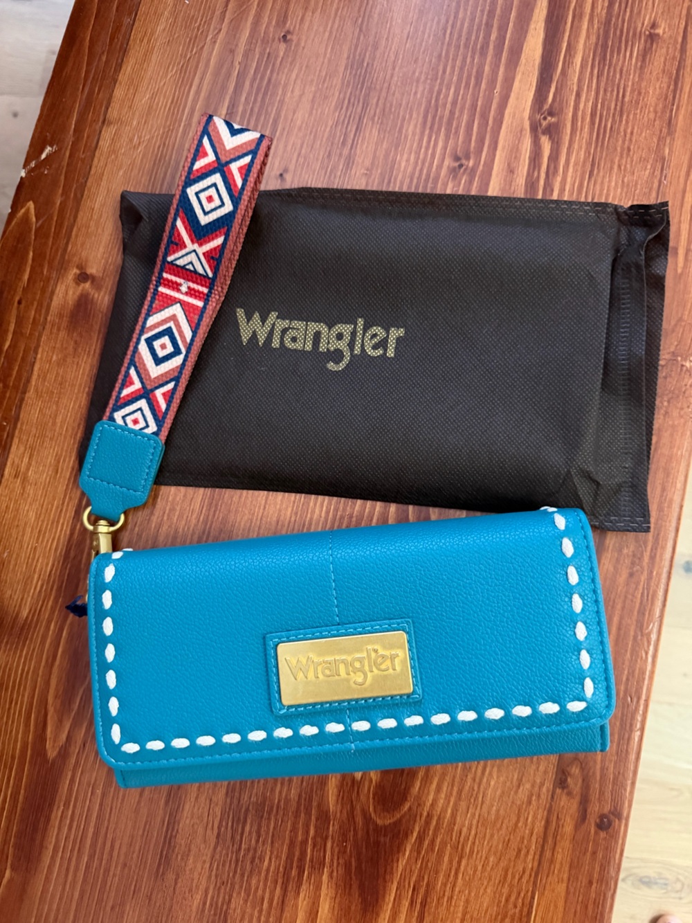 NWT Wrangler Bright Teal Wristlet Wallet with Patterned Detachable Strap